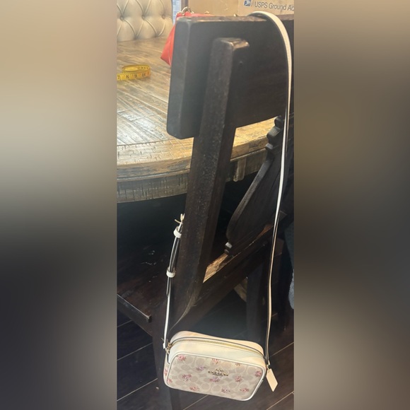 Coach Beige and Pink Floral Crossbody Bag & Wristlet Set - Picture 16 of 16